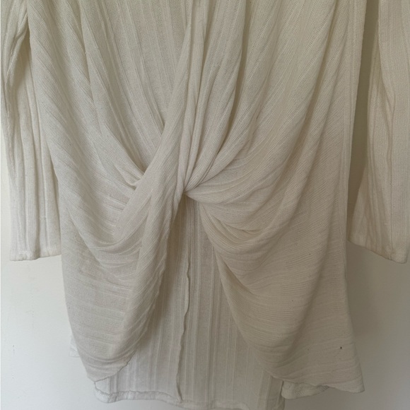 Timing Twist Front Knit Cardigan - Picture 3 of 8